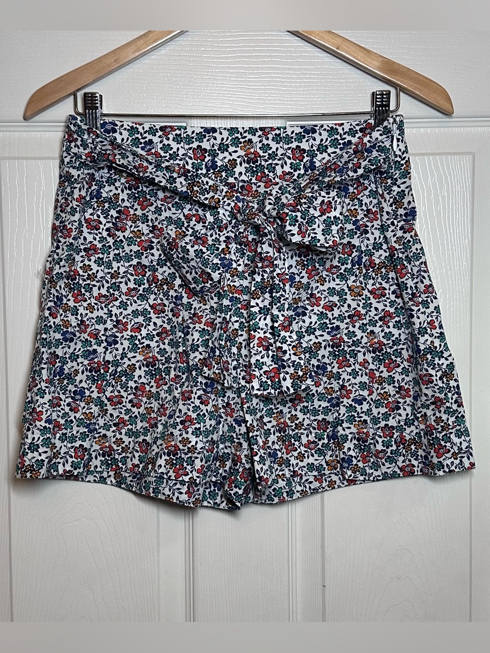 J.Crew Women's Floral Tie Waist Cotton Shorts Size 6 Cottagecore Preppy Summer